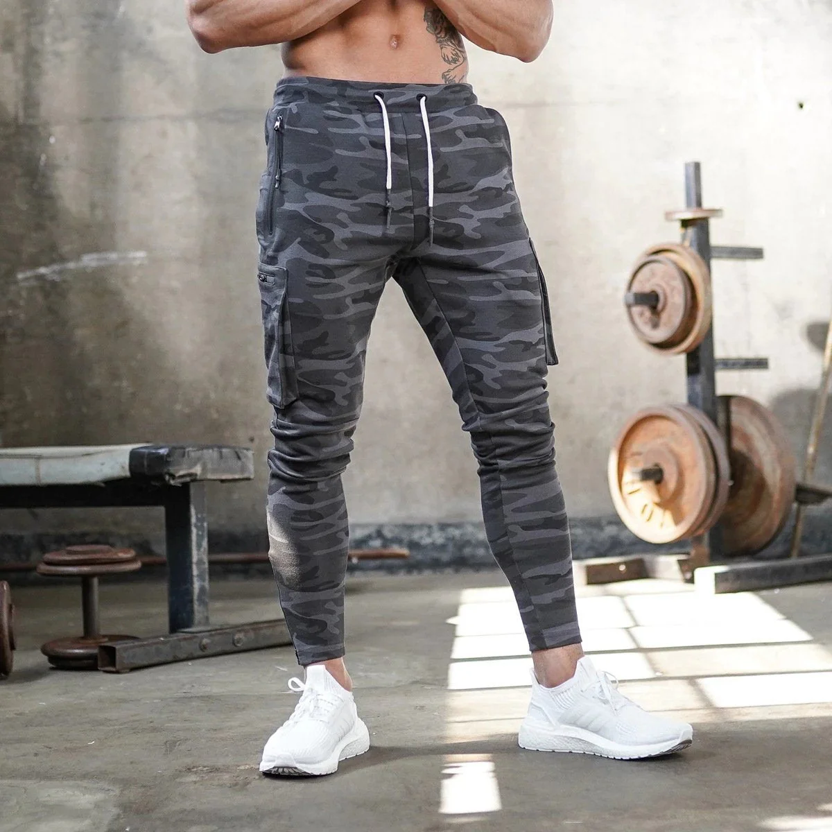 Man Camouflage Cargo Joggers With Multi-function Detail - Image 4